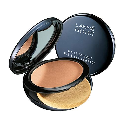 Lakme Absolute White Intense Wet and Dry Compact, Golden Light, 9g