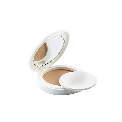 Lakme Perfect Radiance Skin Lightening Compact, Golden Medium 03, With Spf 23, 8 g